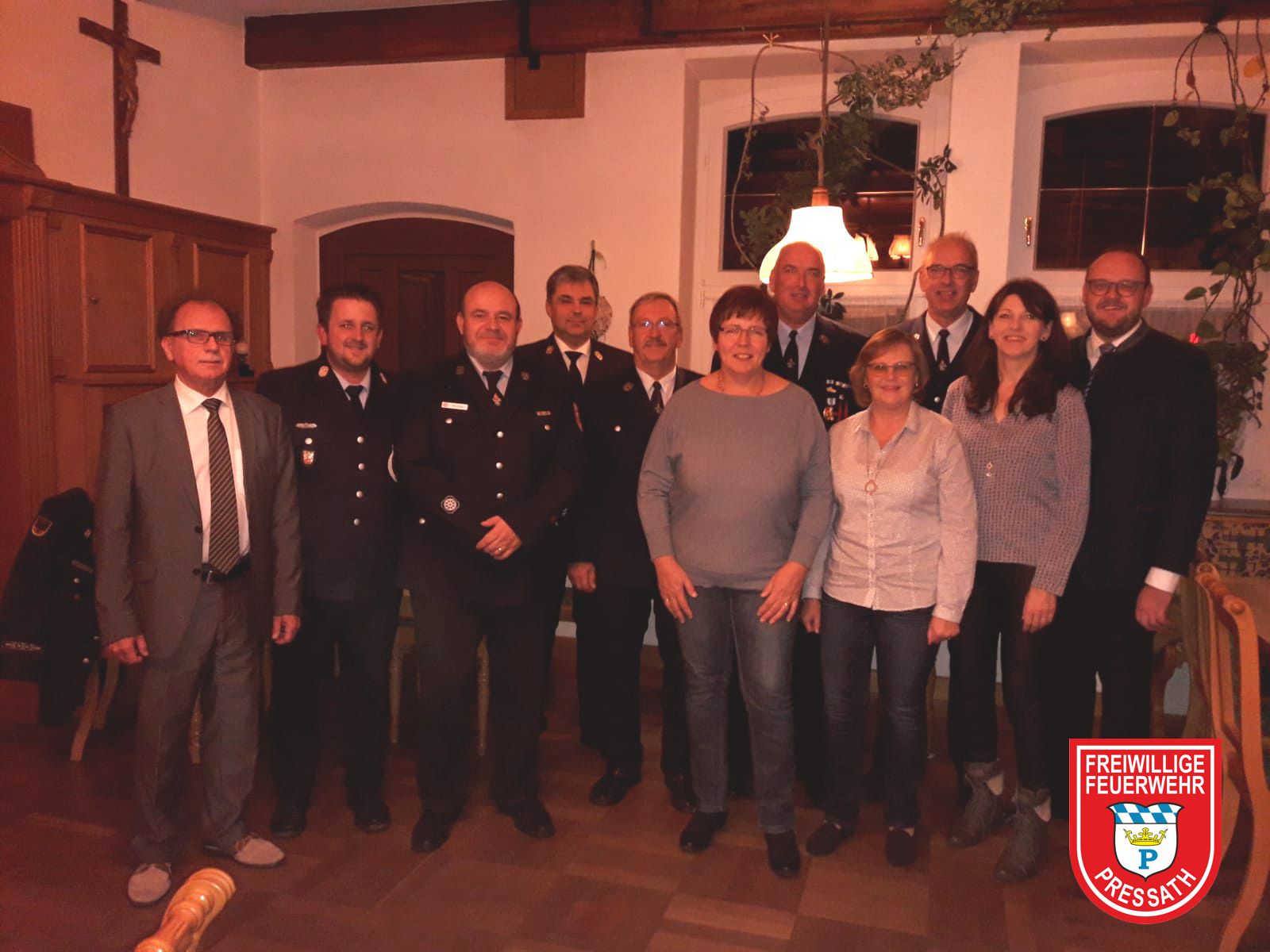 Read more about the article Verleihung von Feuerwehrehrenzeichen