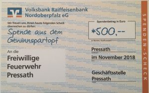 Read more about the article Spendenübergabe Raiffeisenbank