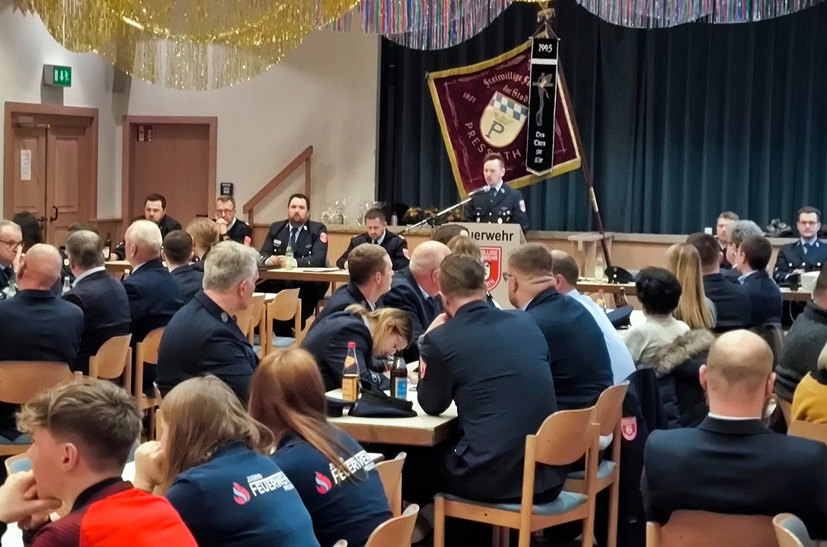 Du betrachtest gerade Jahreshauptversammlung der Feuerwehr Pressath