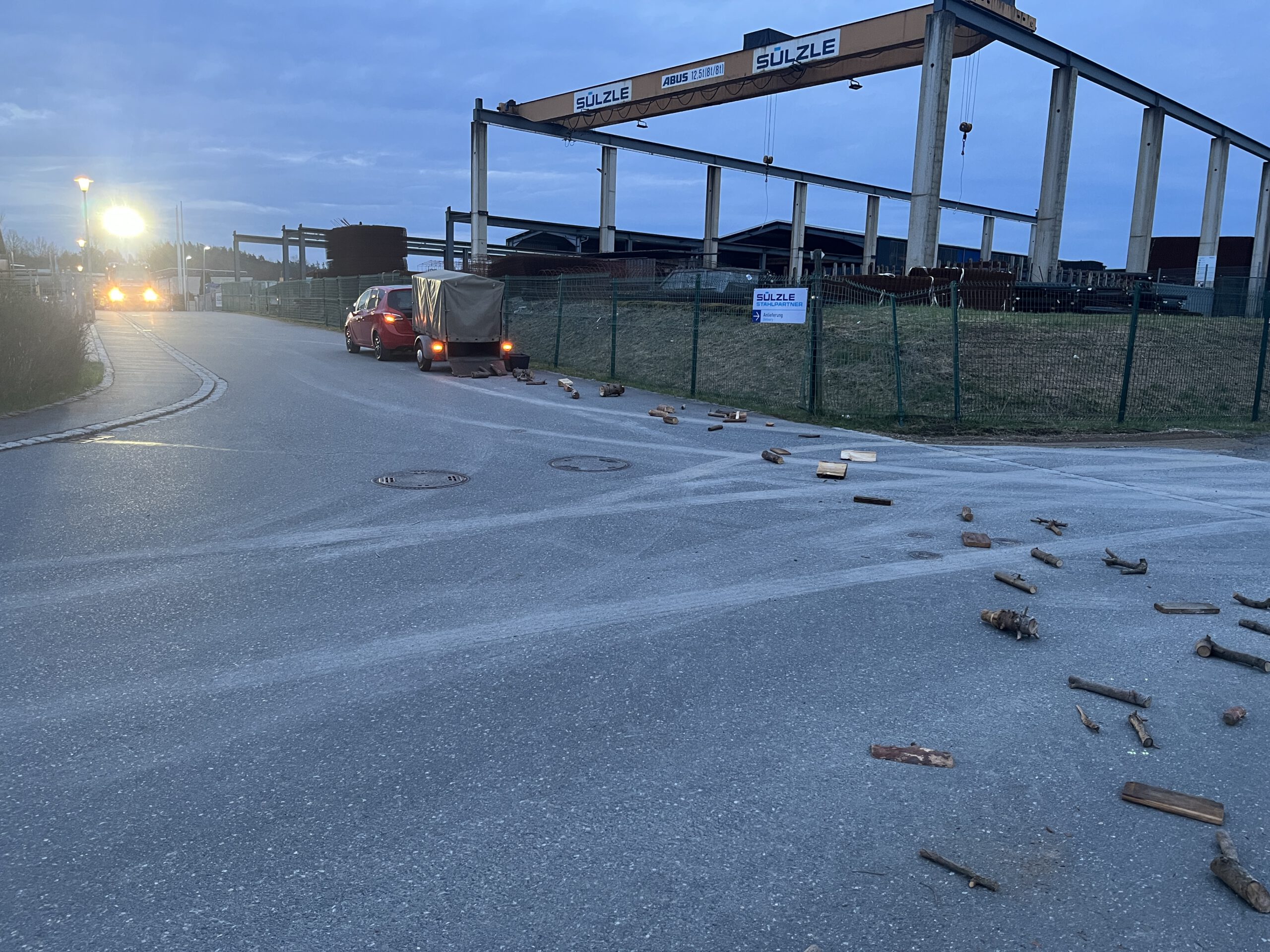 Du betrachtest gerade Übung: Absicherung von Einsatzstellen